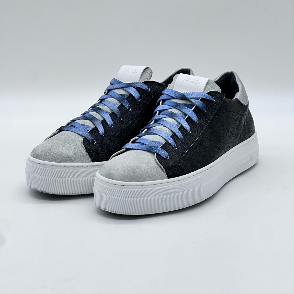 P448 Thea Sneakers. Size 9 - Picture 4 of 12